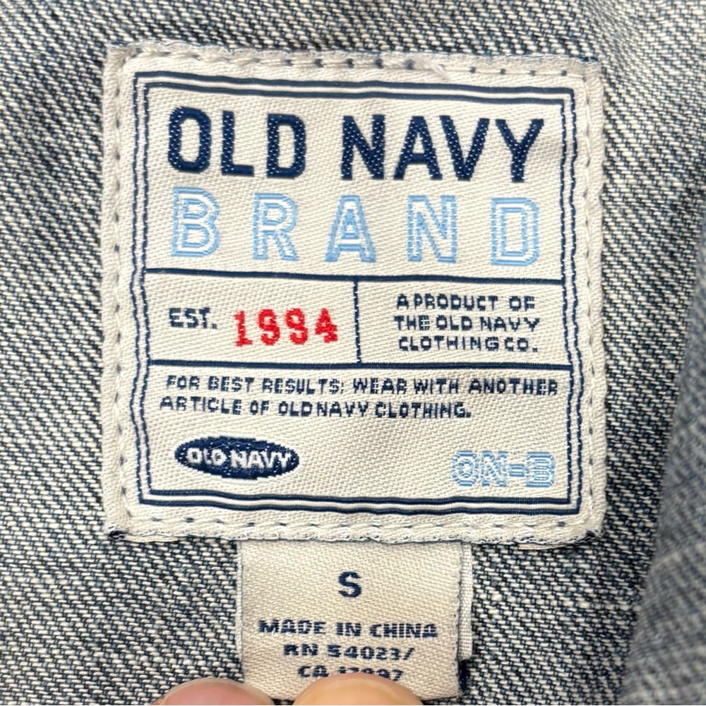 Old Navy Y2K Denim Trucker Jacket Women’s S Blue Button Front Classic Jean Coat - Picture 8 of 10